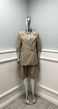 Load image into Gallery viewer, Blazer and shorts co-ord
