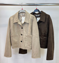 Load image into Gallery viewer, Suedette collar jacket
