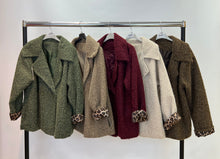 Load image into Gallery viewer, Leopard trim coat

