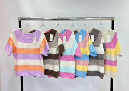 Block colour jumper