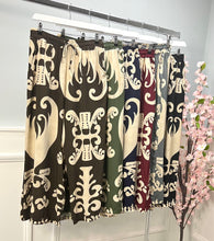 Load image into Gallery viewer, Printed wide leg trouser
