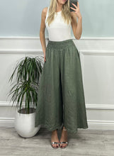 Load image into Gallery viewer, Linen wide leg trouser
