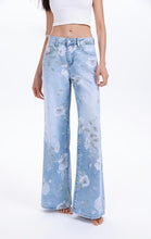 Load image into Gallery viewer, Melly lily print jeans
