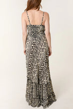 Load image into Gallery viewer, Abstract print strap dress
