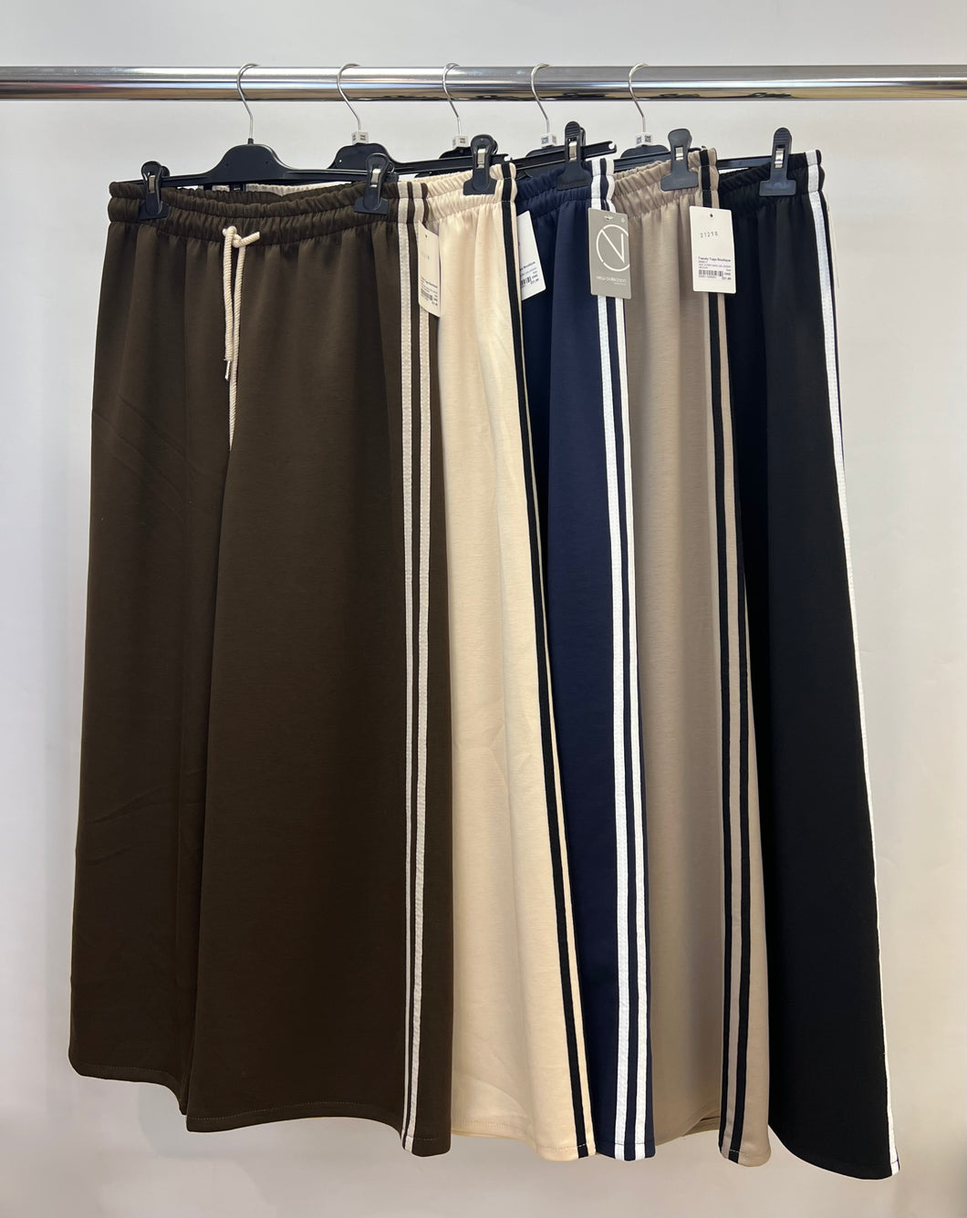 Side stripe wide leg joggers