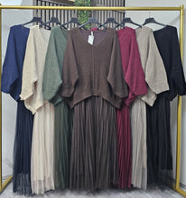 Load image into Gallery viewer, Plain two piece dress
