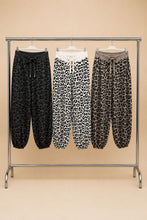 Load image into Gallery viewer, Leopard print cotton joggers
