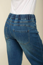 Load image into Gallery viewer, Toxik3 jogger jeans
