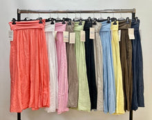 Load image into Gallery viewer, Plain cotton skirt
