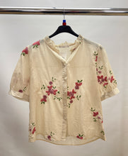Load image into Gallery viewer, Orice Paris flower embroidered shirt
