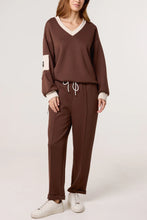 Load image into Gallery viewer, Contrast v-neck tracksuit
