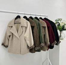 Load image into Gallery viewer, Leopard trim coat
