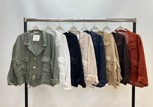 Load image into Gallery viewer, Linen pocket shirt

