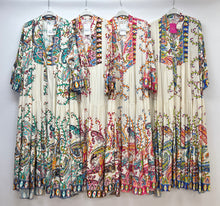 Load image into Gallery viewer, Printed paisley maxi dress
