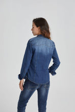 Load image into Gallery viewer, Melly denim shirt
