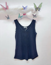 Load image into Gallery viewer, Stonewashed cotton frayed vest
