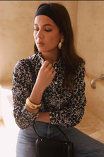 Load image into Gallery viewer, InApril1986 navy flower embroidered shirt
