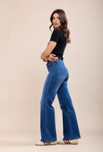 Load image into Gallery viewer, Toxik3 patch pocket jeans
