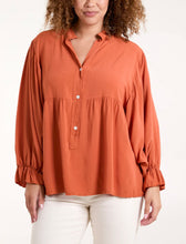 Load image into Gallery viewer, Jersey batwing blouse
