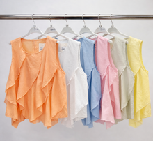 Load image into Gallery viewer, Cotton frayed embroidered top
