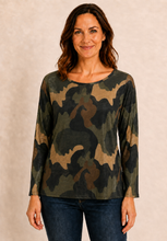 Load image into Gallery viewer, Cashmere blend camouflage top
