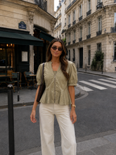 Load image into Gallery viewer, Bisou project zip top
