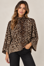 Load image into Gallery viewer, MC Lorene leopard print jumper
