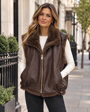 Load image into Gallery viewer, Reversible leather fur gilet
