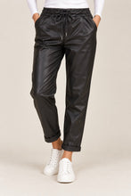 Load image into Gallery viewer, Leather look magic trouser
