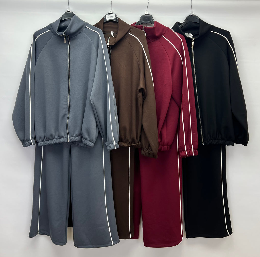 Stripe detail tracksuit