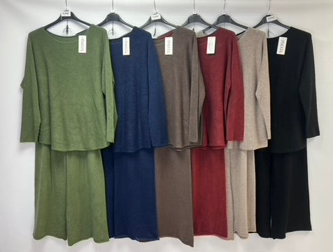 Soft knit round neck loungewear