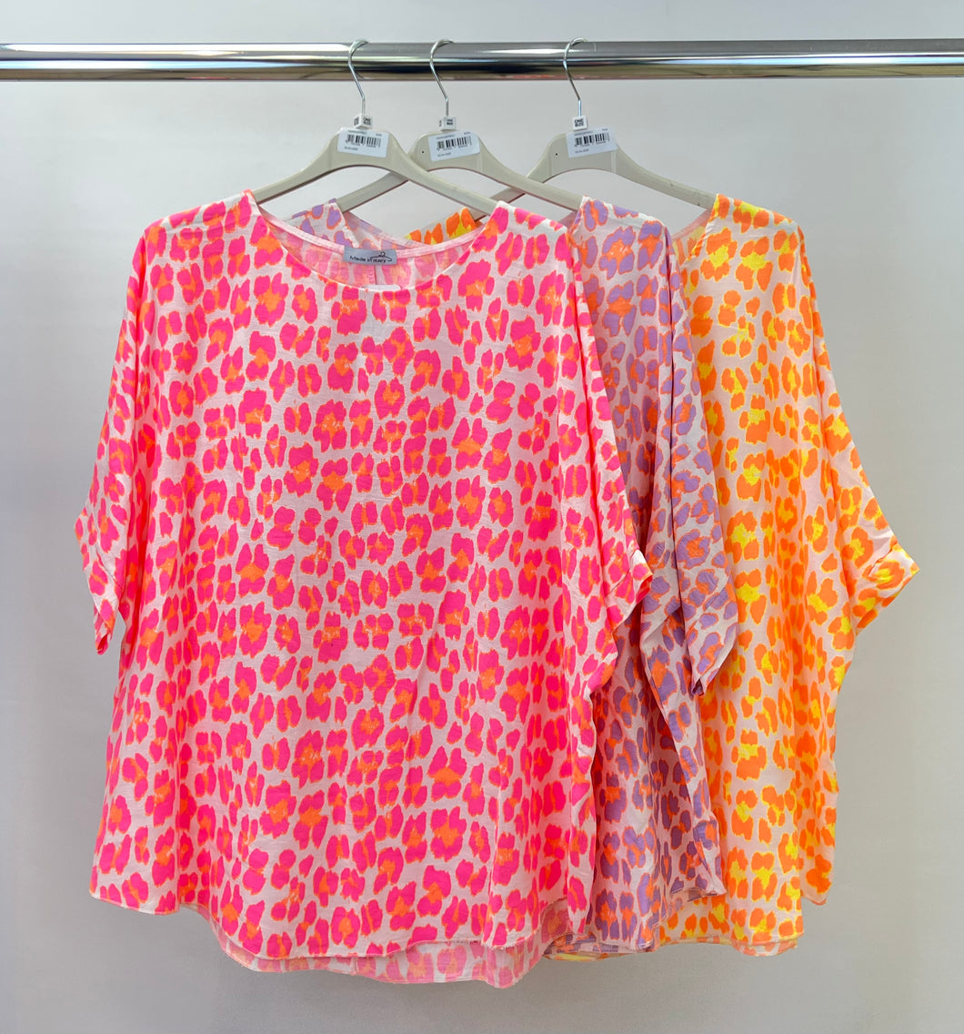 Leopard print top