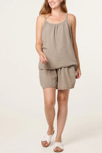 Load image into Gallery viewer, Cheesecloth strap short set
