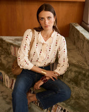 Load image into Gallery viewer, InApril 1986 cotton flower embroidered shirt
