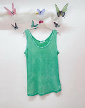 Load image into Gallery viewer, Stonewashed cotton frayed vest
