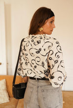 Load image into Gallery viewer, InApril 1986 flower embroidered shirt
