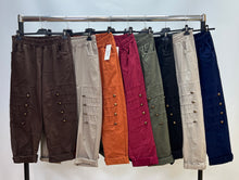 Load image into Gallery viewer, Button detail stretch trouser
