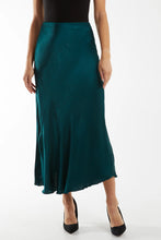 Load image into Gallery viewer, Plain satin skirt
