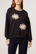 Load image into Gallery viewer, Daisy sweatshirt
