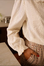 Load image into Gallery viewer, InApril 1986 embroidered cotton shirt
