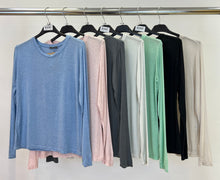 Load image into Gallery viewer, Cashmere blend round neck top
