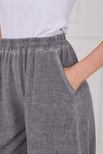 Load image into Gallery viewer, Sugarbabe stonewashed linen shorts
