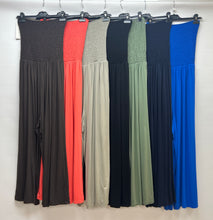 Load image into Gallery viewer, Plain bandeau jumpsuit
