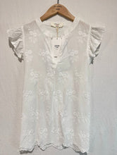 Load image into Gallery viewer, InApril 1986 white embroidered cotton top
