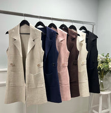 Load image into Gallery viewer, Soft knit collar waistcoat
