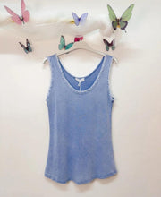 Load image into Gallery viewer, Stonewashed cotton frayed vest
