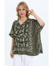 Load image into Gallery viewer, Paisley print kaftan top
