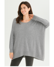 Load image into Gallery viewer, Soft knit dimante jumper
