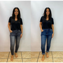 Load image into Gallery viewer, Melly two button stretch jeans

